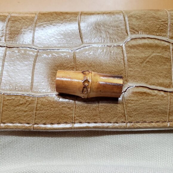 Bamboo and linen shoulder bag, clutch, and size 7 heels - Picture 8 of 12